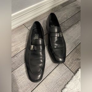 Salvatore Ferragamo Mens black dress loafers size 7.5EE